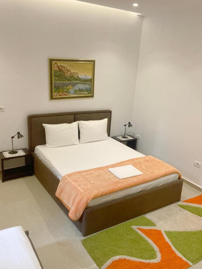 Guesthouse Niko Berat Eksteriør billede